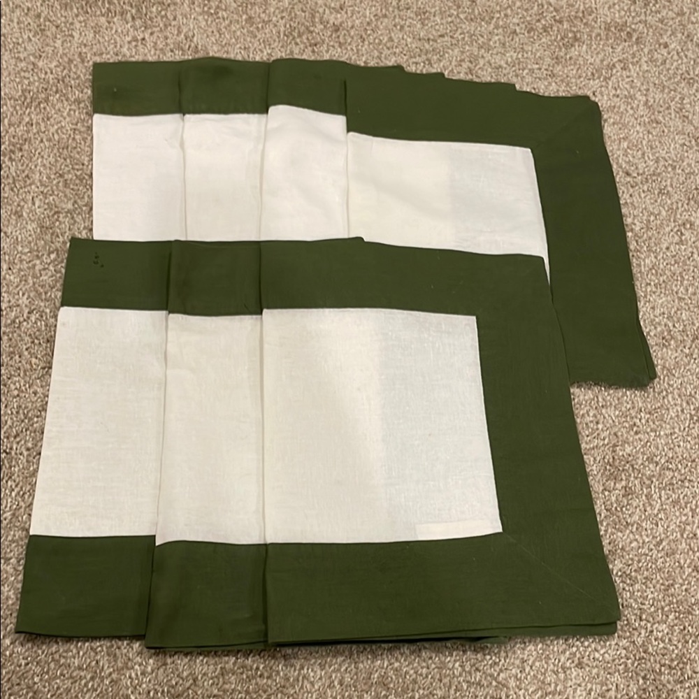 Williams Sonoma classic border placemats (part linen)